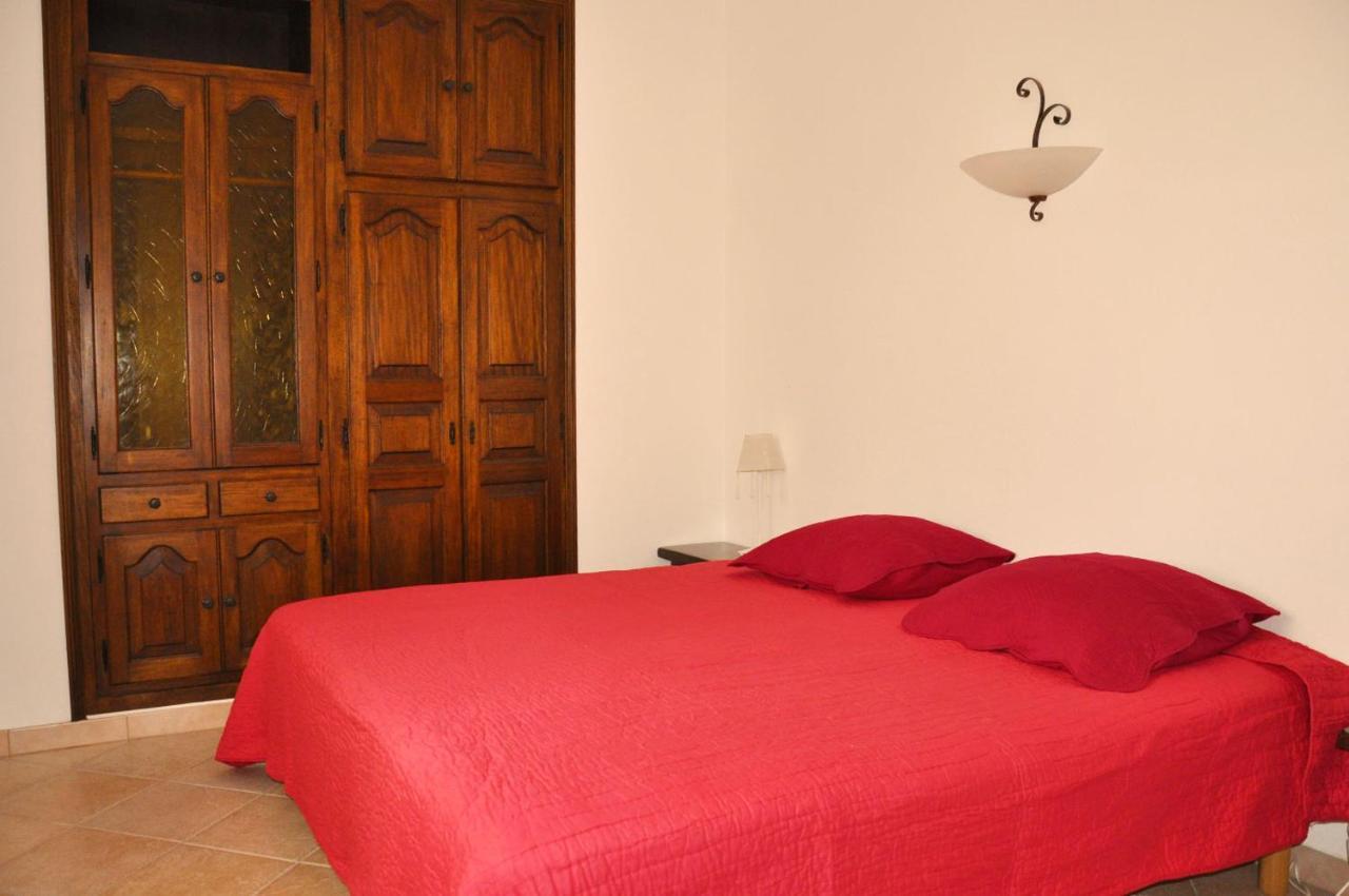 Residence Casa Favalella Porto Pollo Buitenkant foto